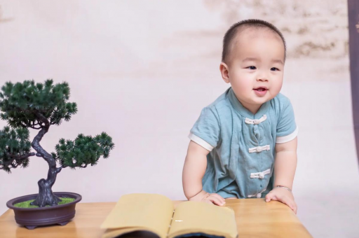吐鲁番宝宝怎么区分胀气和饿